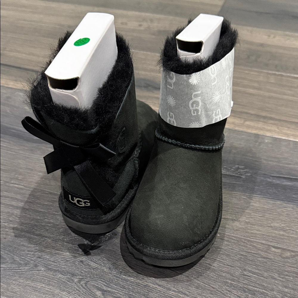 UGG Bailey Bow II Boot